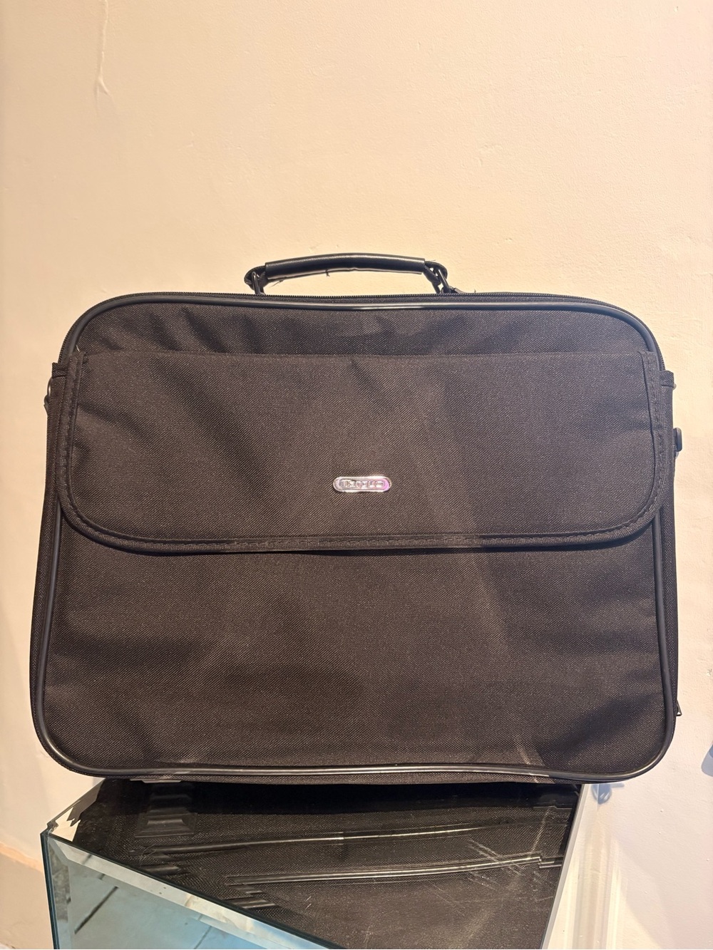 Targus nylon travel briefcase